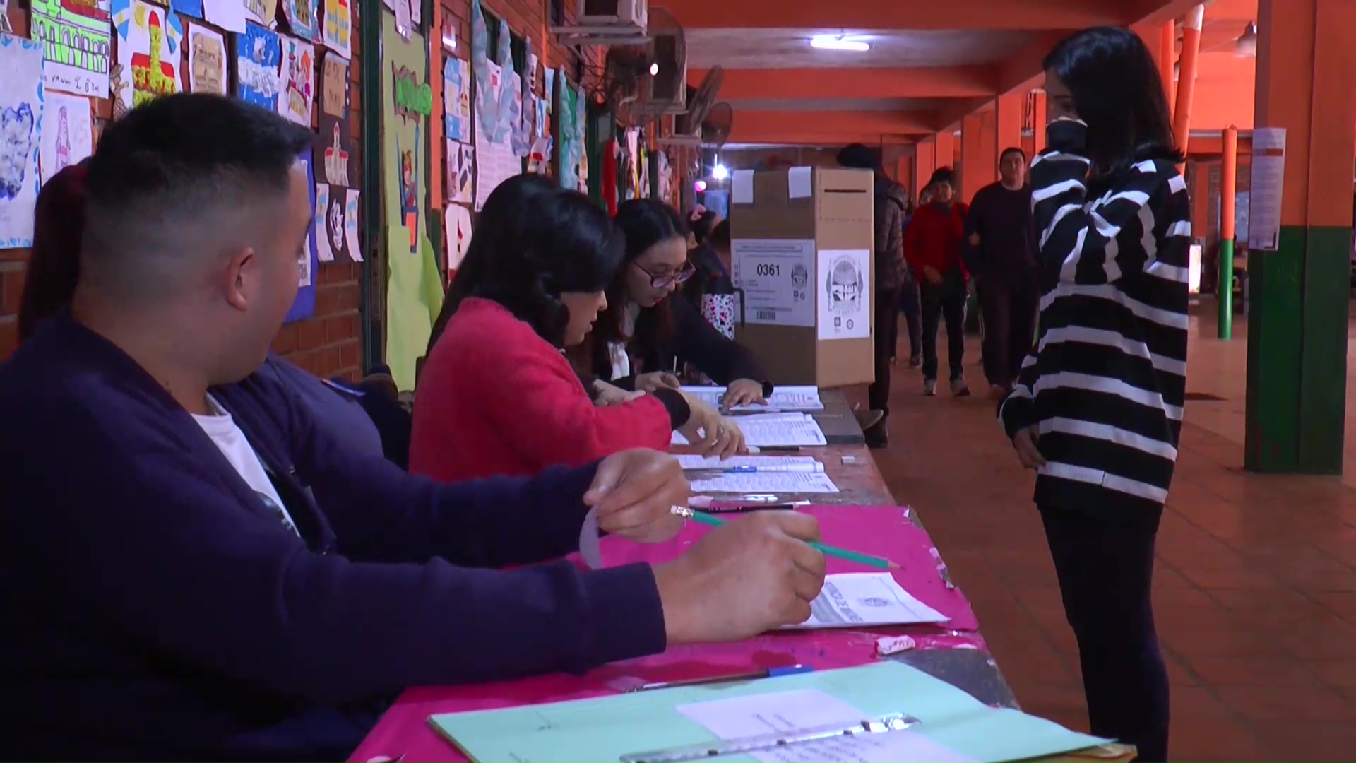 PASO: DNI tapas celeste y verde, L.C. y L.E. habilitados para votar