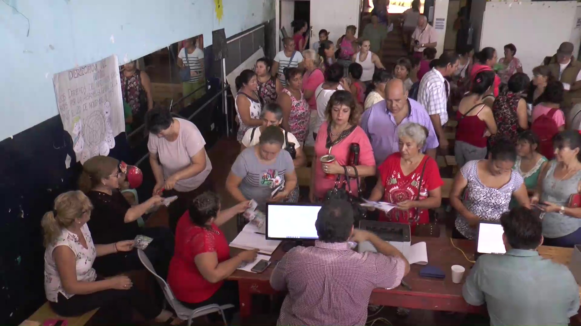 Programa de emergencia alimentaria: continúa la entrega de tickets para ferias francas
