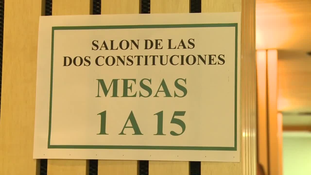 Escrutinio definitivo: comenzó el recuento definitivo de votos 