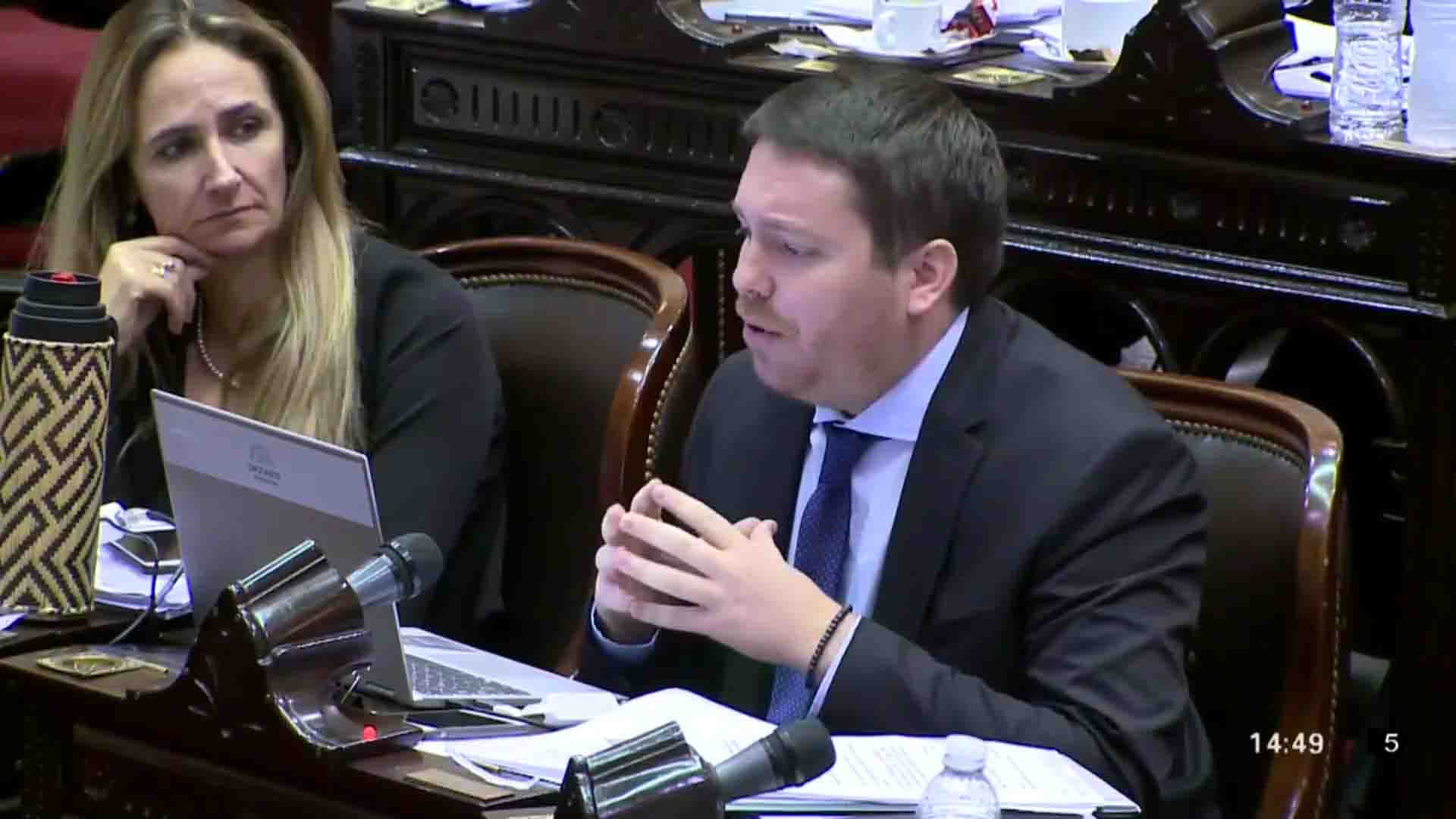 Avanza proyecto de emergencia para deudores de créditos UVA