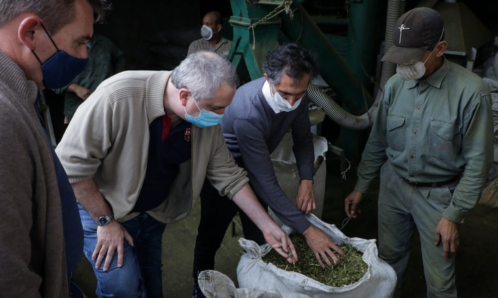 Passalacqua recorrió las instalaciones de la empresa Fontana en Campo Grande