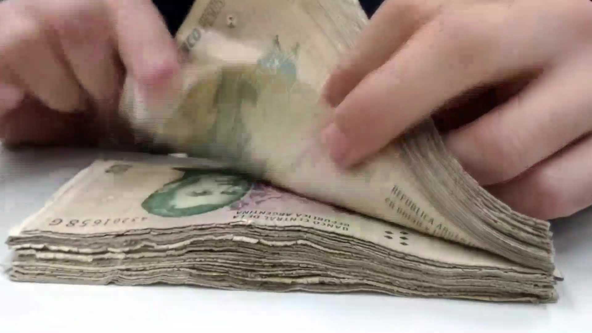 Adiós al billete de 5 pesos: un comercio propone redondeo a favor del cliente