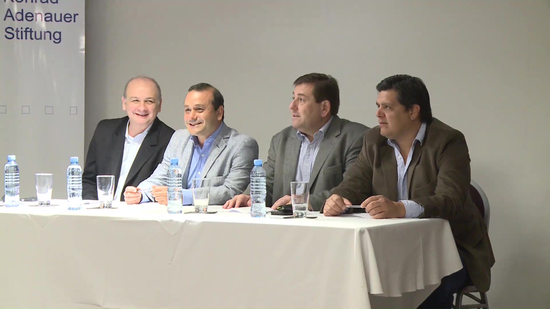 Realizaron una conferencia de realidad y coyuntura política