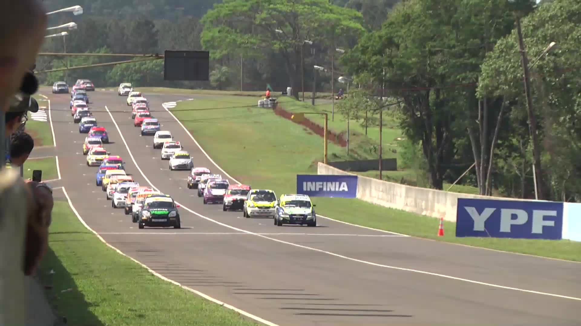 Automovilismo: el Turismo Pista y el TC2000 hicieron vibrar Oberá